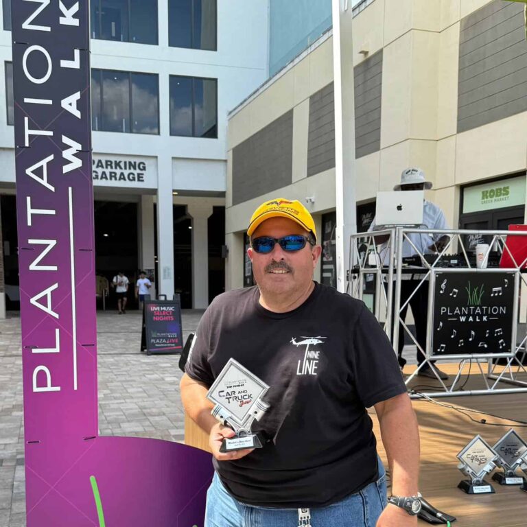 Robert Caffarelli: 1977 Yellow Corvette 